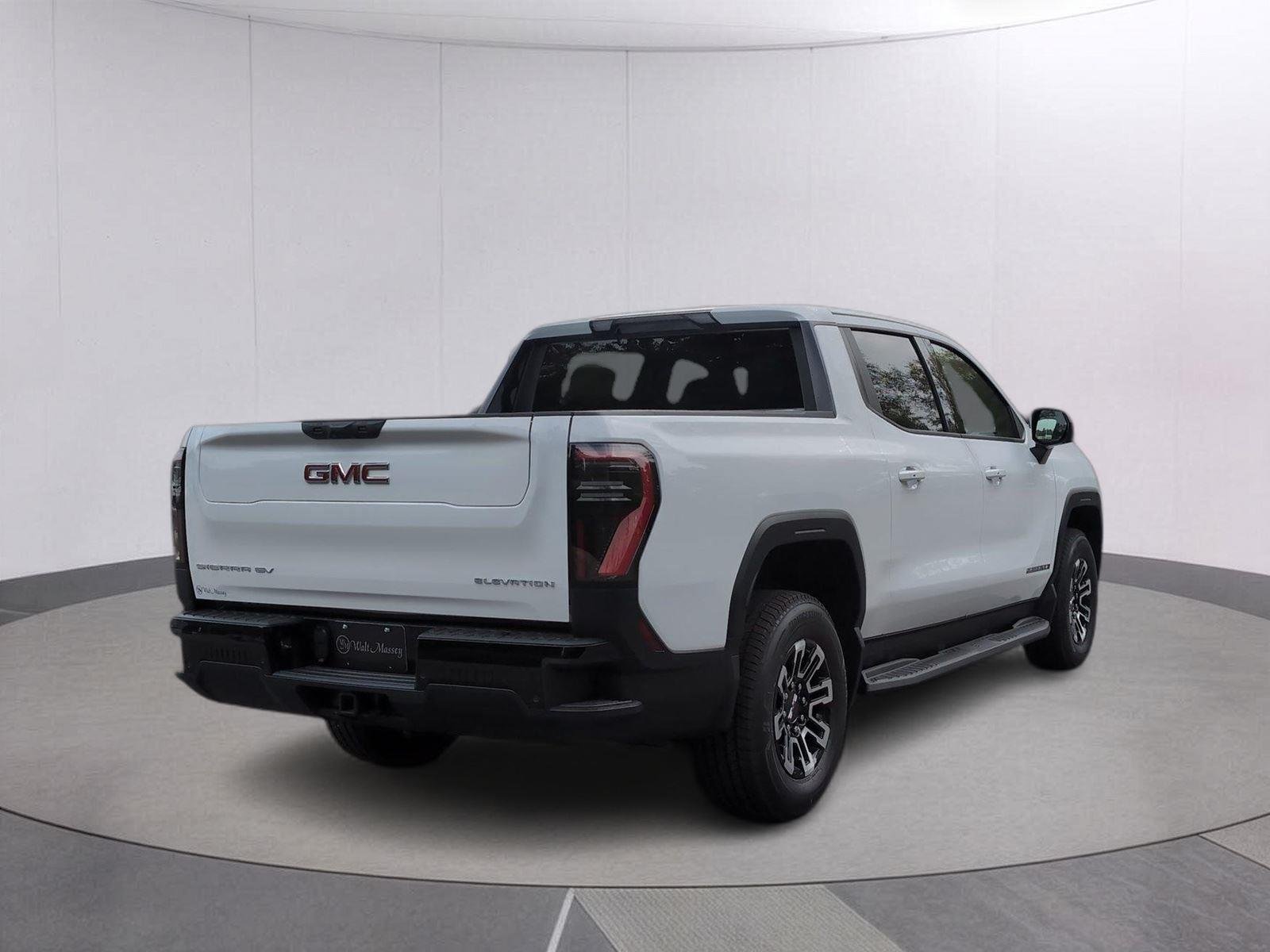 New 2026 Summit White GMC Elevation Standard Range image 3