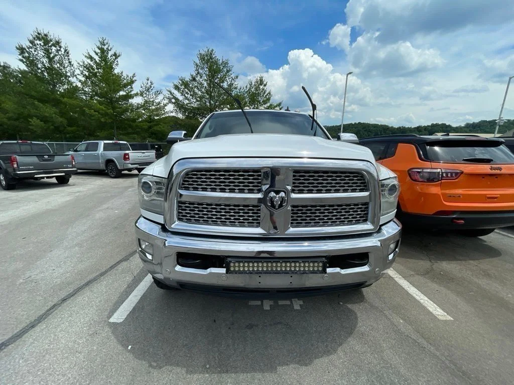 Used 2018 White Ram Laramie image 2