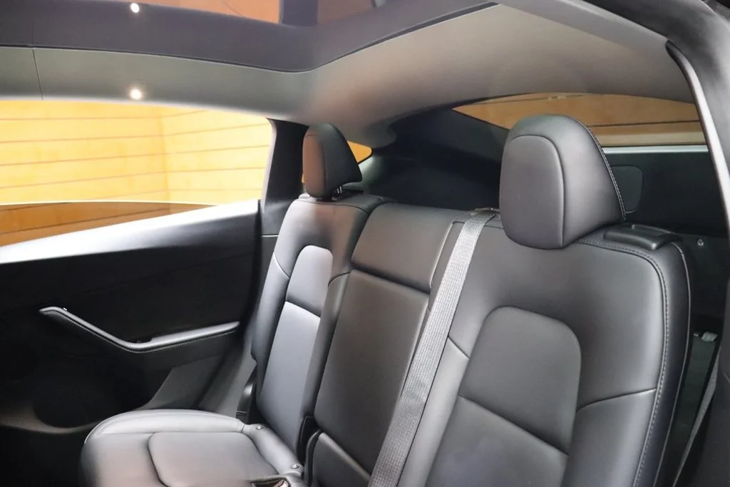 Used 2020 Solid Black Tesla Long Range image 41