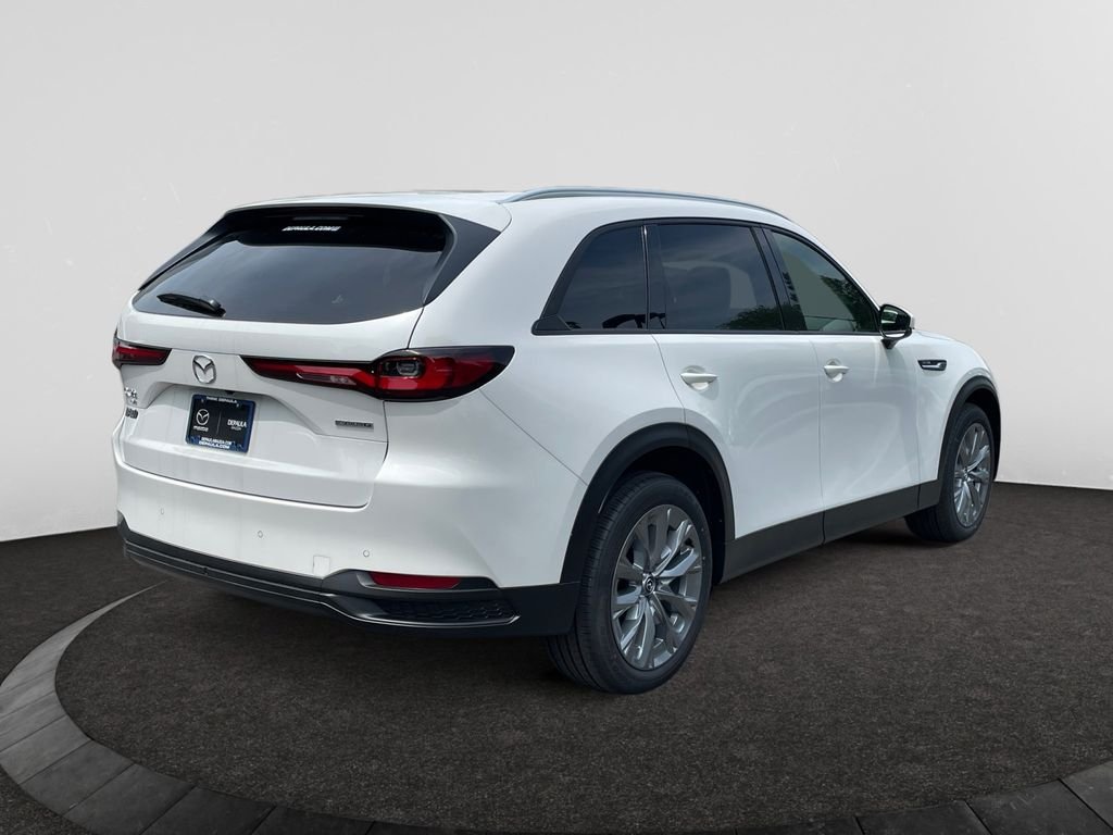New 2026 White Mazda 3.3 Turbo Preferred image 5