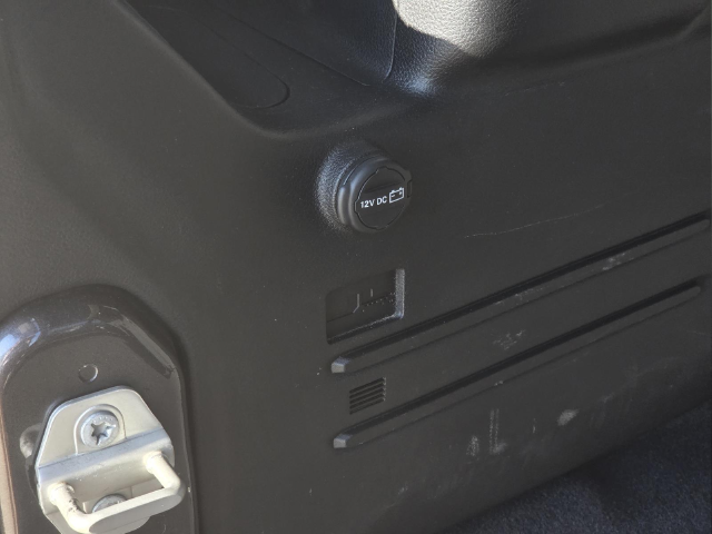 Used 2024 Gray Jeep Sport S image 8