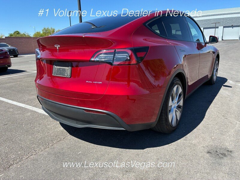 Used 2024 Ultra Red Tesla Long Range image 3