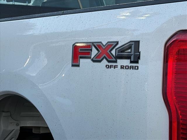 Used 2024 Oxford White Ford XL image 17