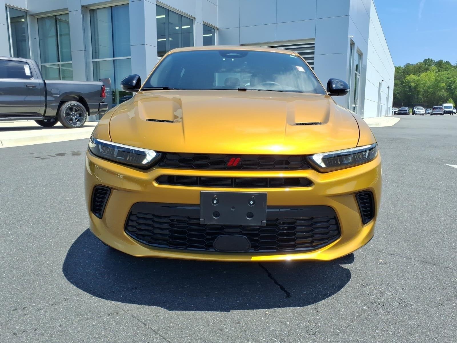 Used 2024 Acapulco Gold Dodge R/T image 14