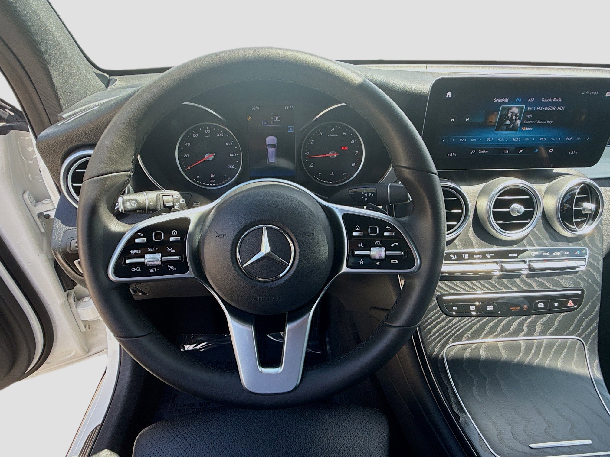 2022 Mercedes-Benz GLC GLC300 - Photo 10