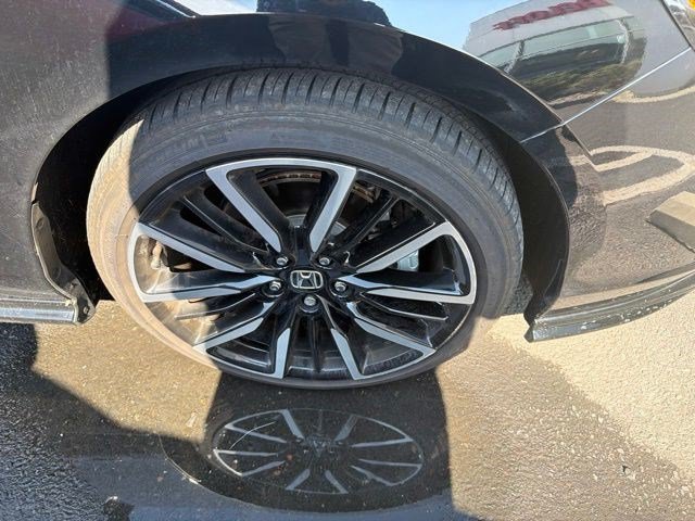Used 2025 Black Honda Touring image 27