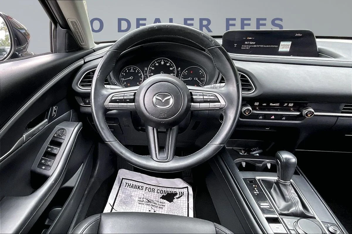 Used 2021  Mazda Select image 8