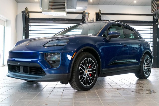 2025 Porsche Macan Electric 4S