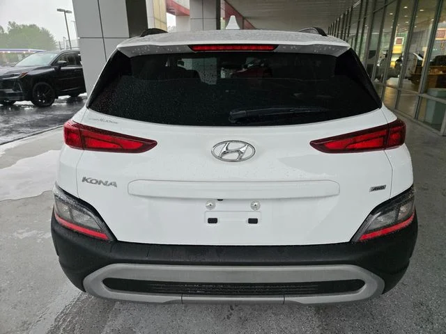 Used 2023 White Hyundai SEL image 7