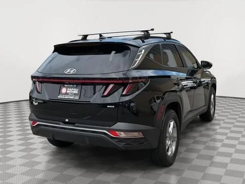 Used 2023 Black Hyundai SEL image 3