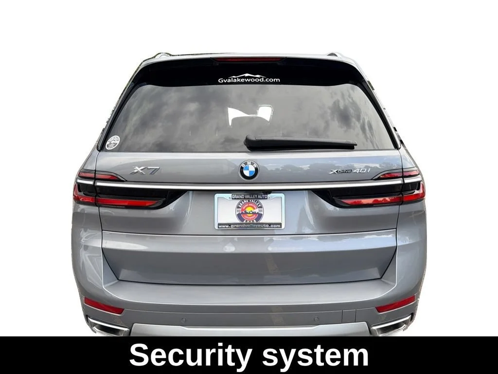 Used 2026 Gray BMW xDrive40i image 14