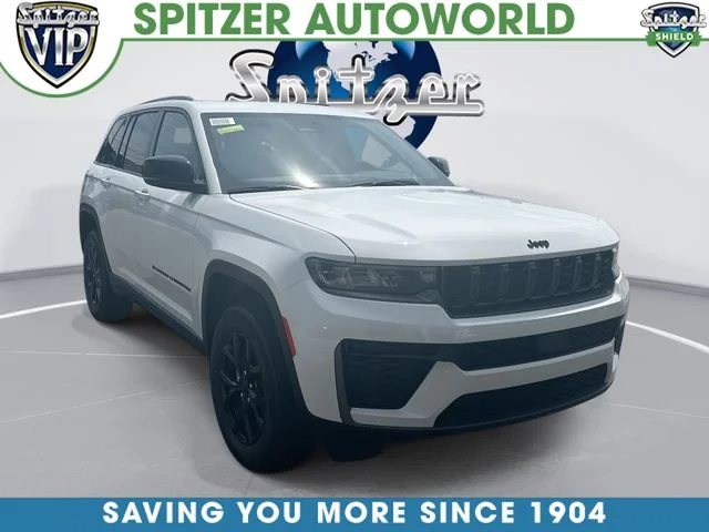 2026 Jeep Grand Cherokee Laredo Altitude