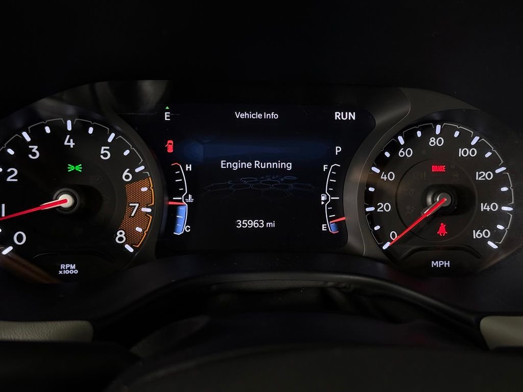 Certified Used 2025 Silver Jeep Limited image 15
