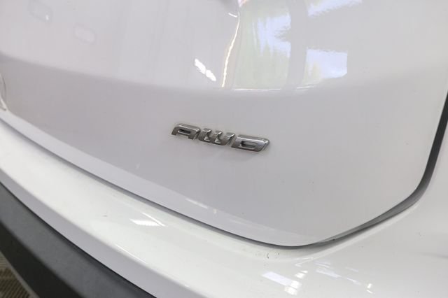 Used 2023 White Ford SEL image 10