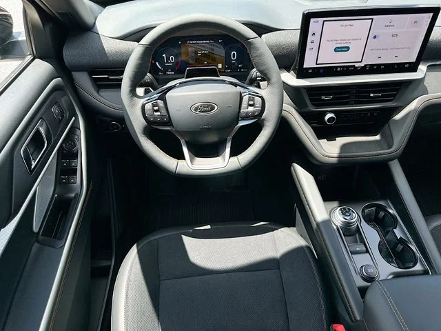 New 2026 Black Metallic Ford Tremor image 15