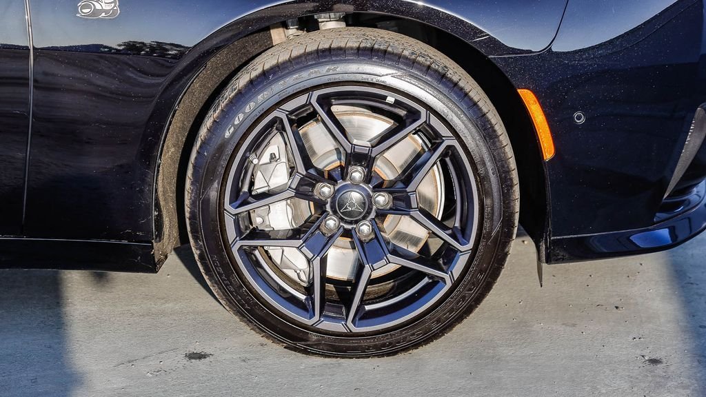 New 2026 Diamond Black Crystal Pearlcoat Dodge Scat Pack image 11