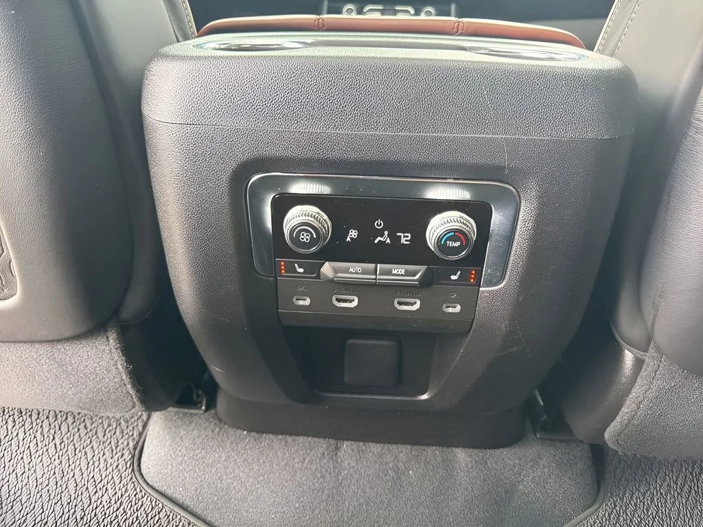 Used 2023 White Frost Tricoat GMC Denali Ultimate image 25