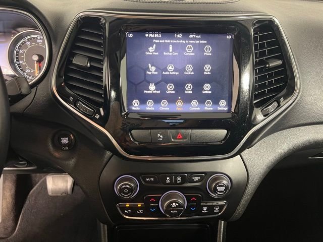 Certified Used 2019 Gray Jeep Limited image 24