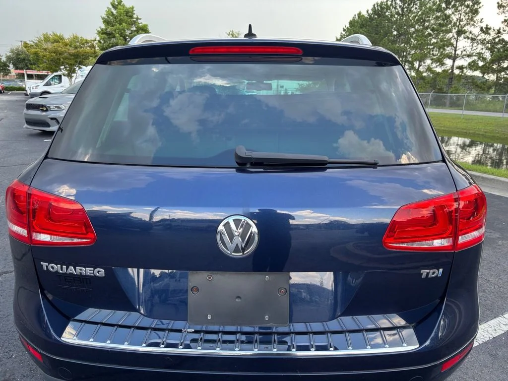 Used 2013 Black Volkswagen V6 TDI image 41