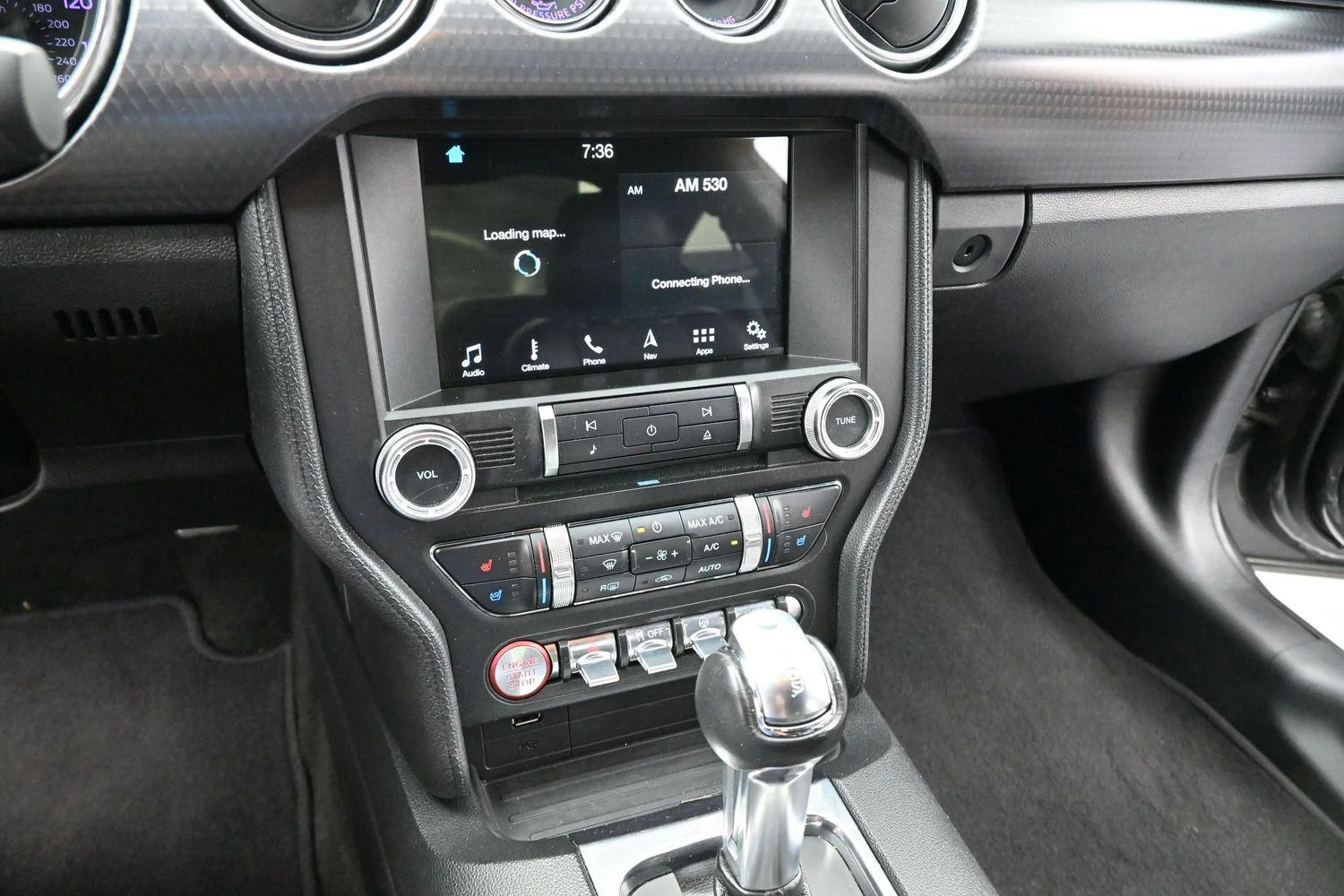 Used 2018 Magnetic Ford GT Premium image 22