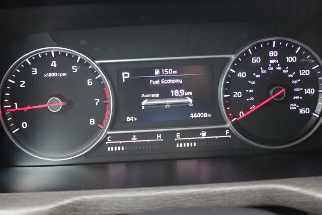 Used 2022 Red Kia S image 18