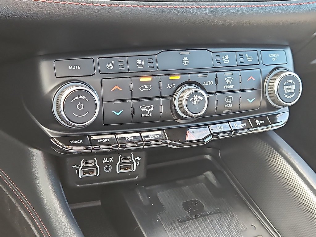 Used 2023 White Dodge R/T image 17