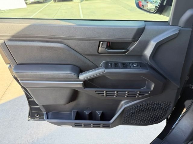 2026 Toyota Tacoma SR5 - Photo 10