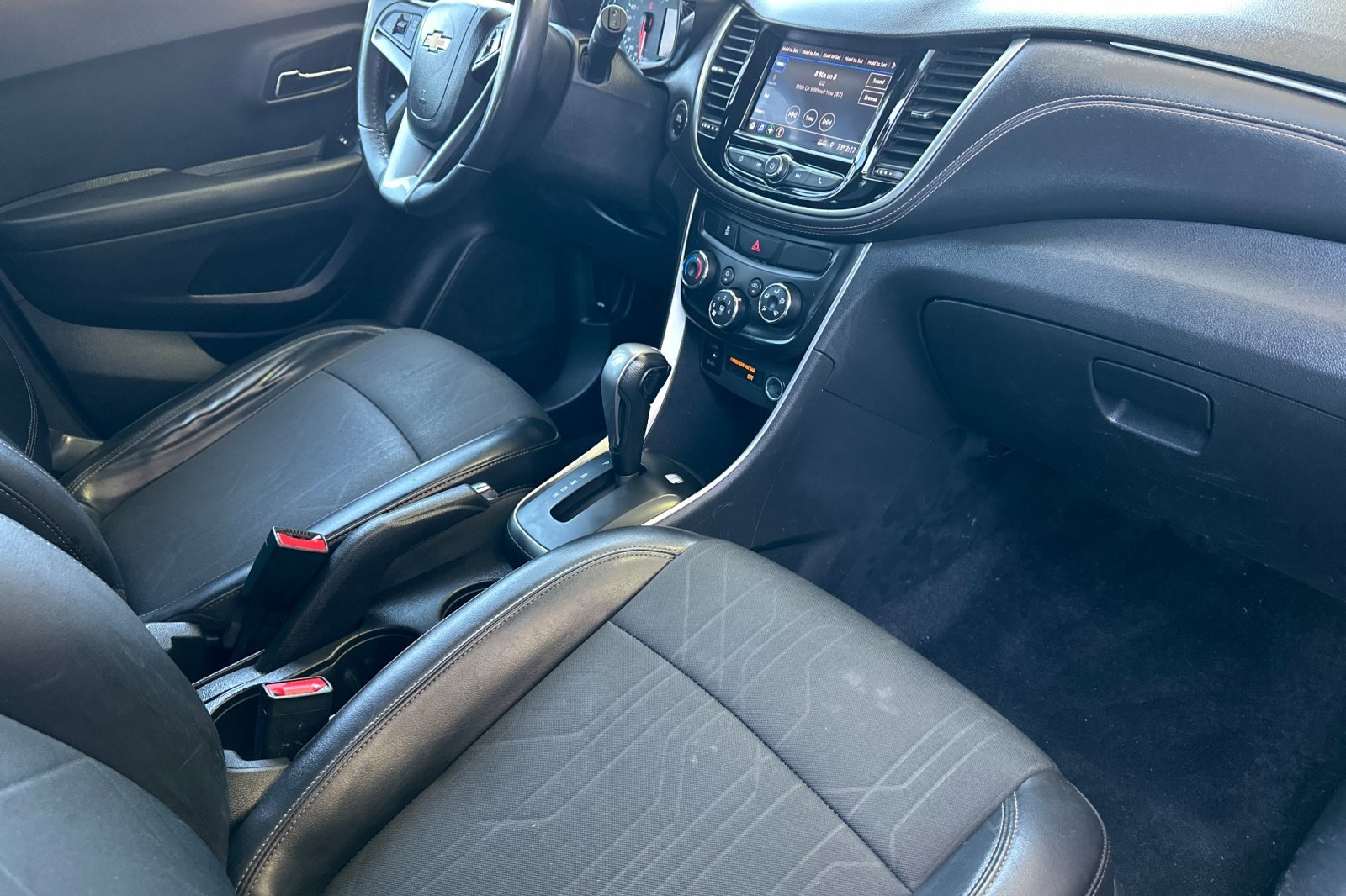 Used 2022 Midnight Blue Metallic Chevrolet LT image 16