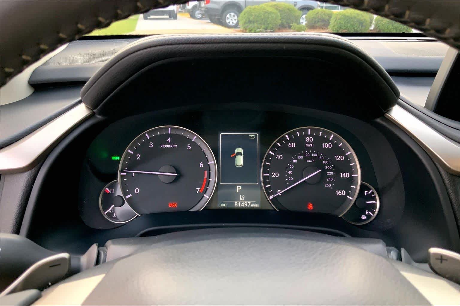 Used 2022 Nori Green Pearl Lexus  image 36