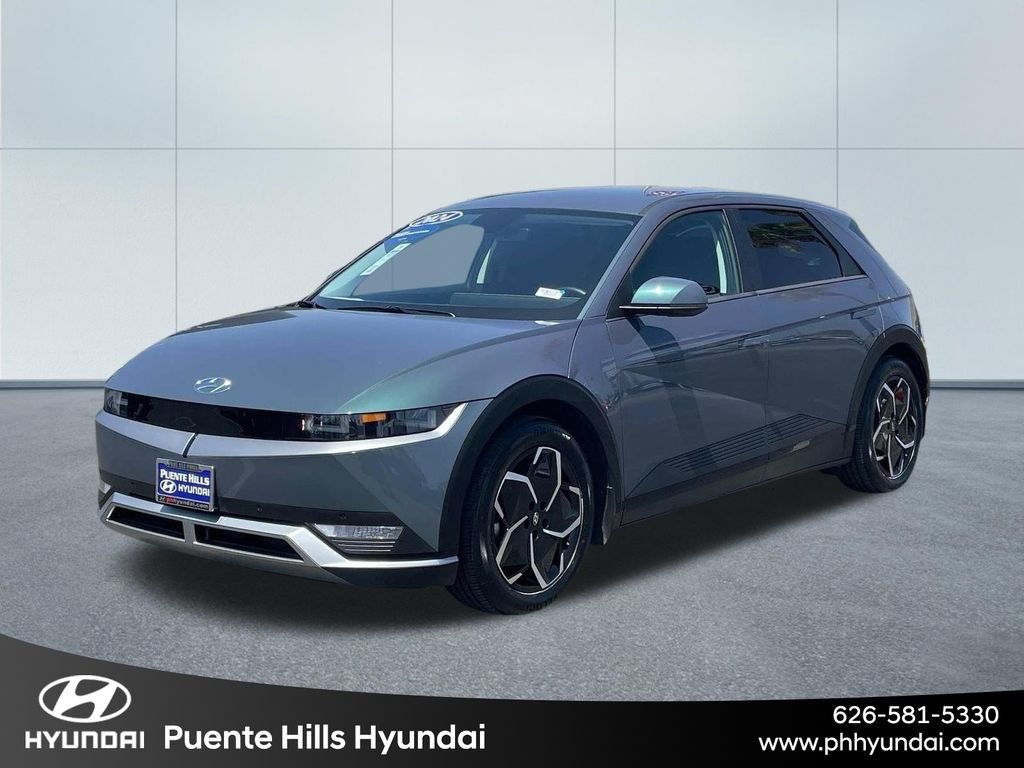 Certified Used 2024 Green Hyundai SEL image 1