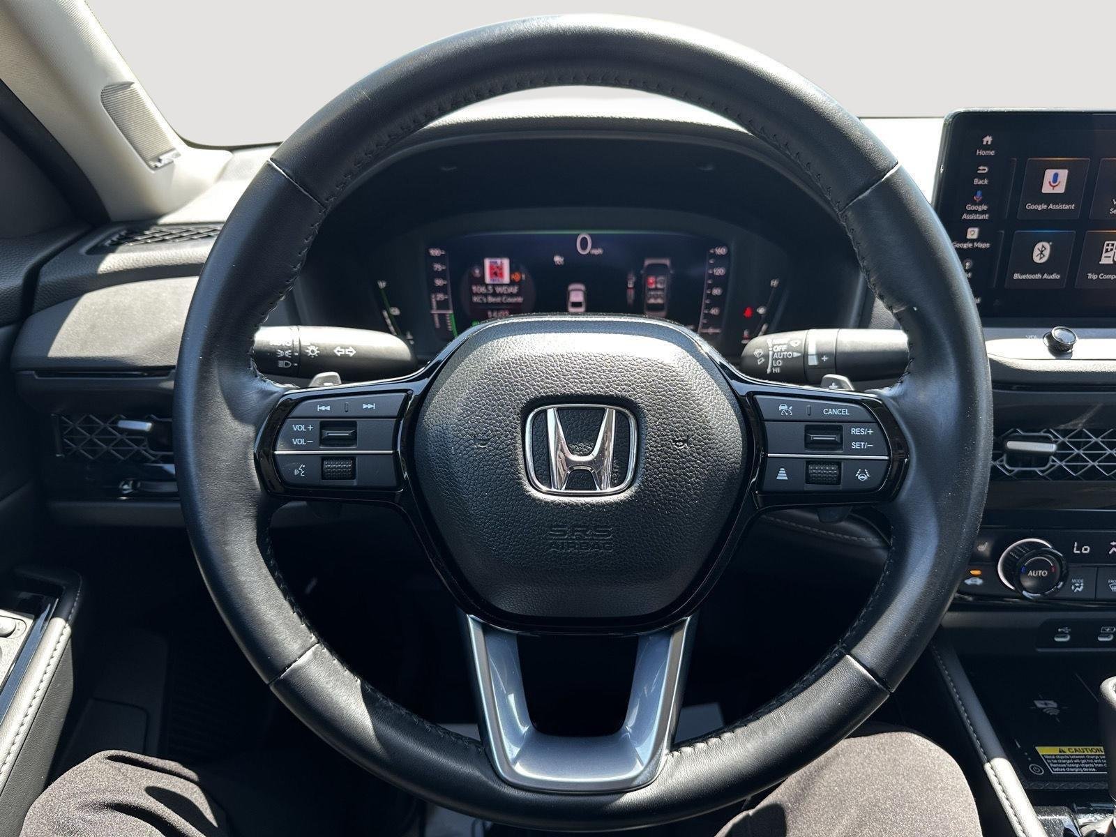 Used 2023 Canyon River Blue Metallic Honda Touring image 10