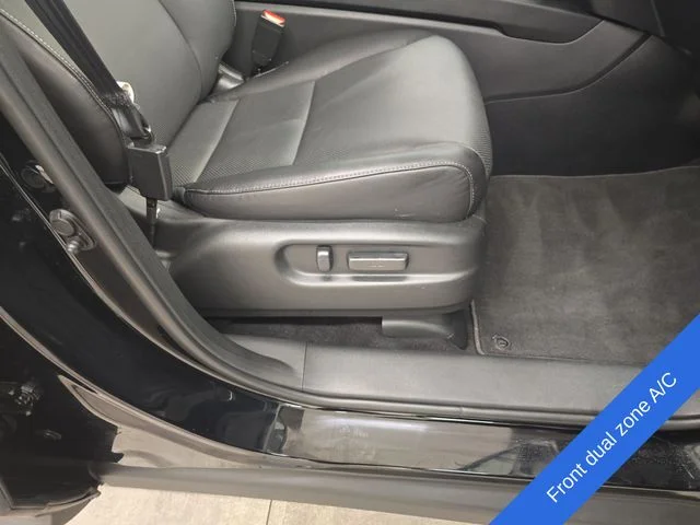 Used 2025 Crystal Black Pearl Honda RTL image 10