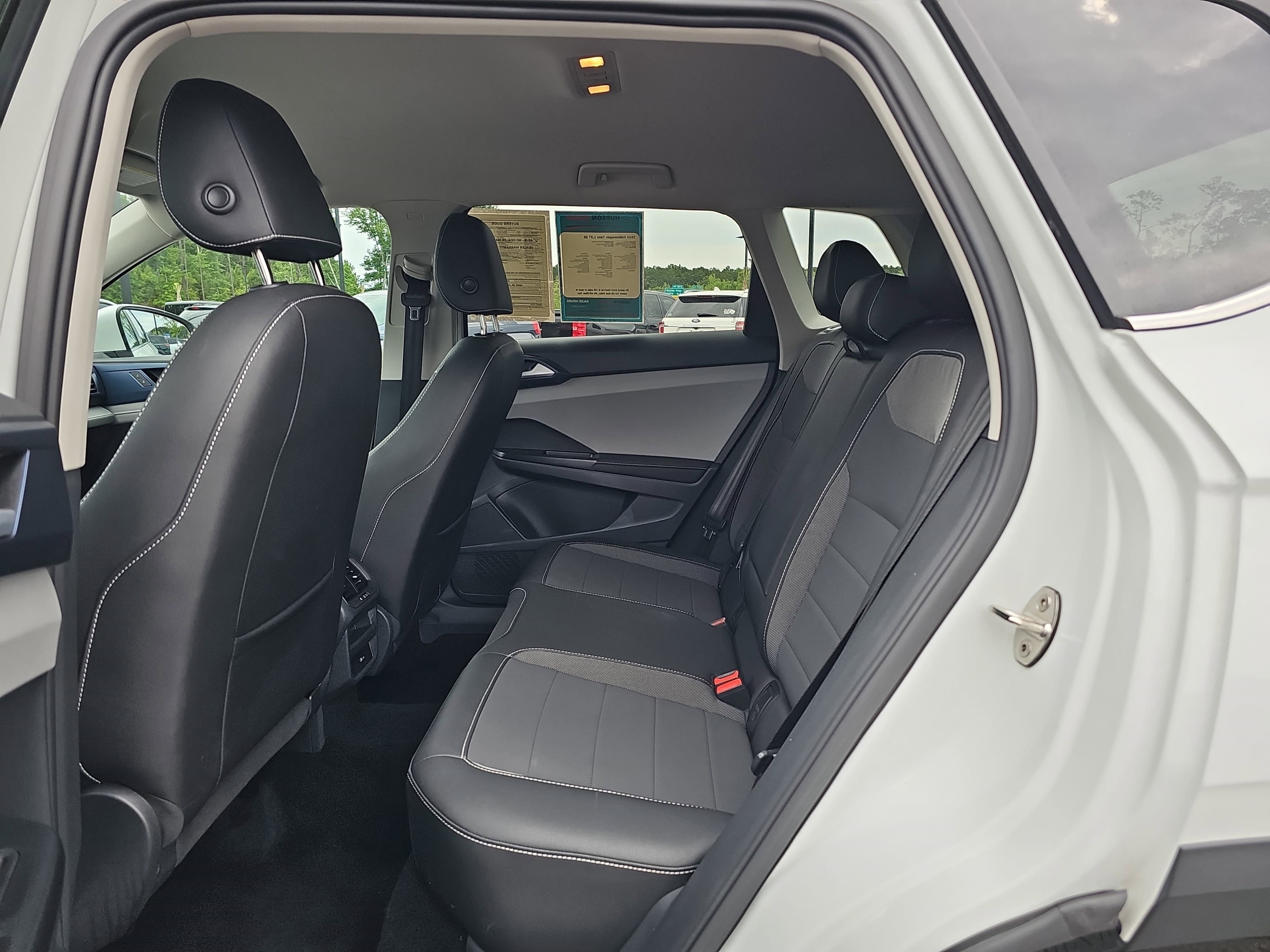 2024 Volkswagen Taos SE - Photo 14