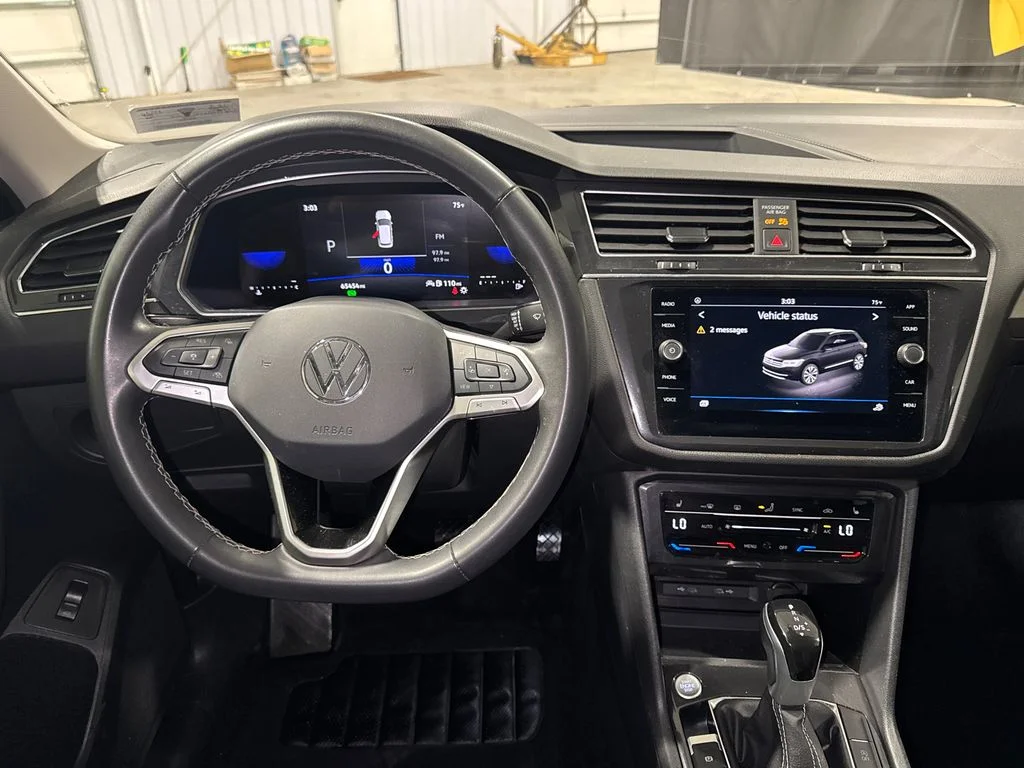 Used 2024  Volkswagen SE image 14