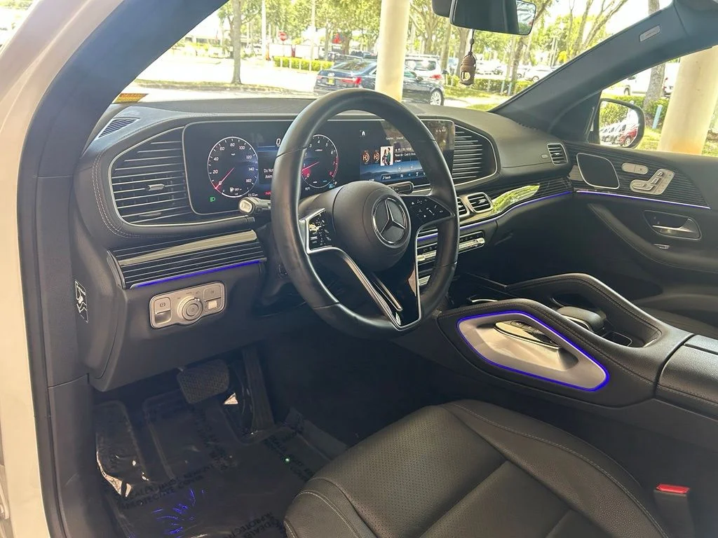 Used 2025 White Mercedes-Benz GLE 450 image 5