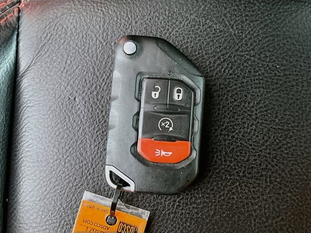 Used 2020 Orange Jeep Unlimited Rubicon image 30