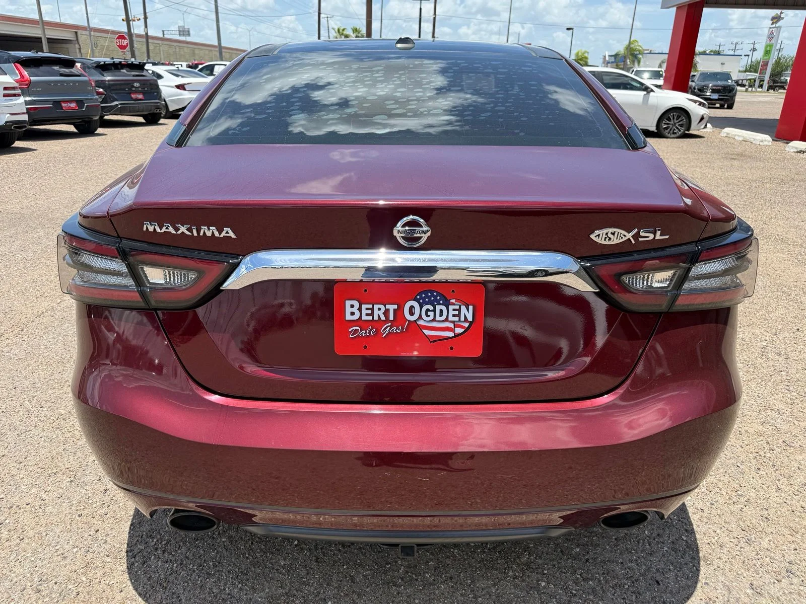 Used 2018 Red Nissan 3.5 SL image 4