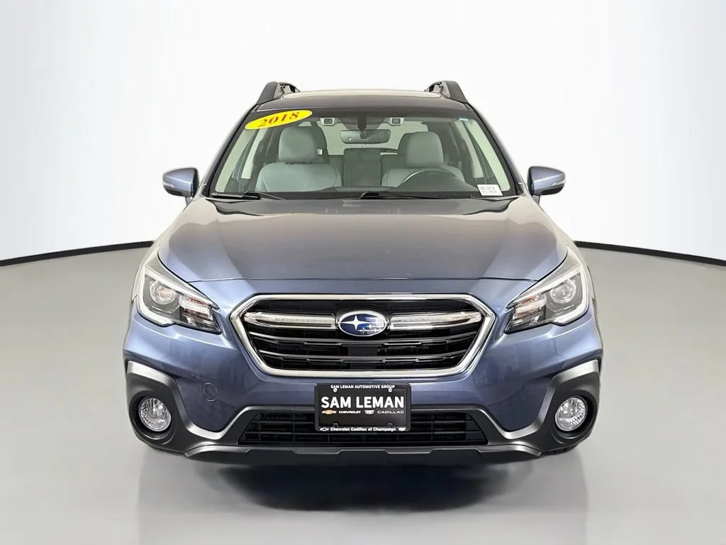 Used 2018 Subaru Outback Limited with VIN 4S4BSANC0J3385194 for sale in Champaign, IL