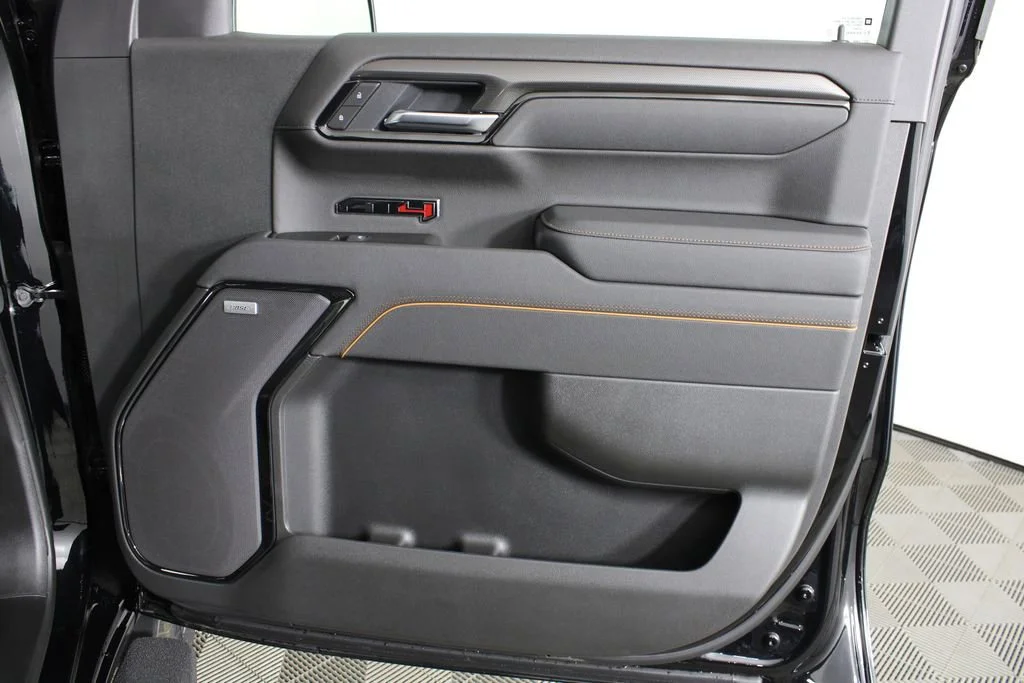 2026 GMC Sierra 1500 AT4 - Photo 8