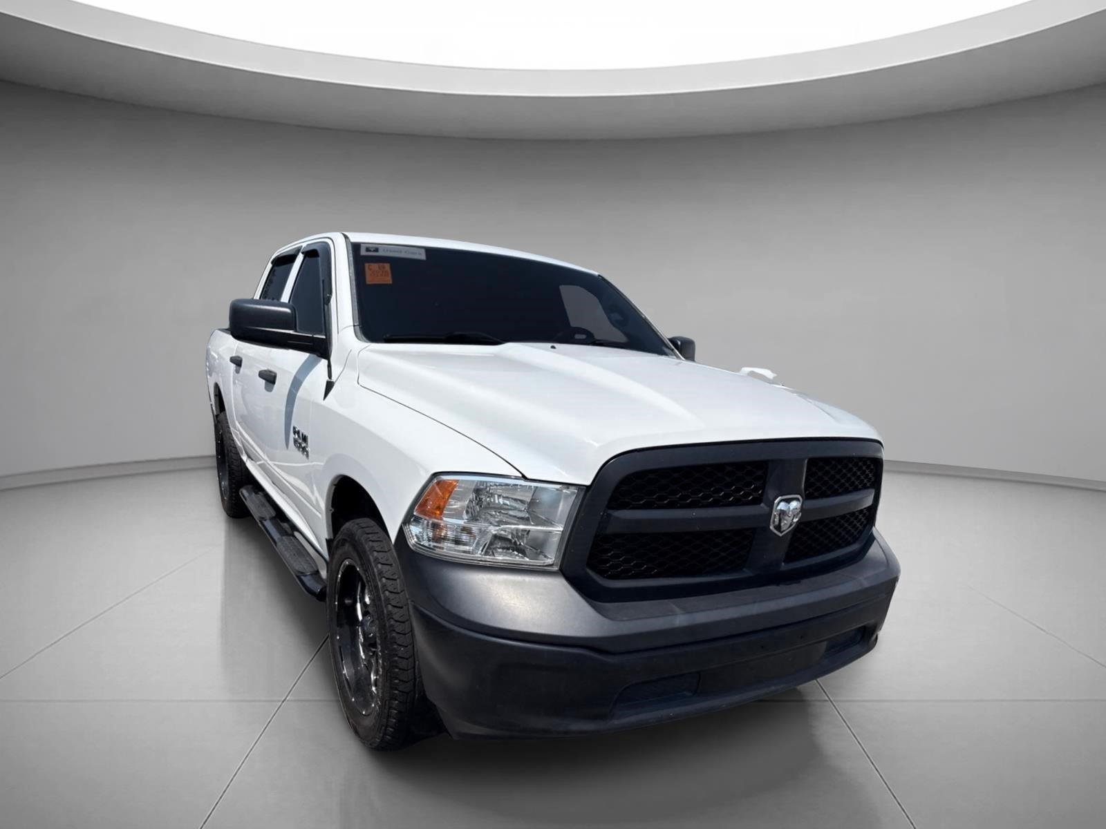 Used 2016 Bright White Clearcoat Ram Tradesman image 24