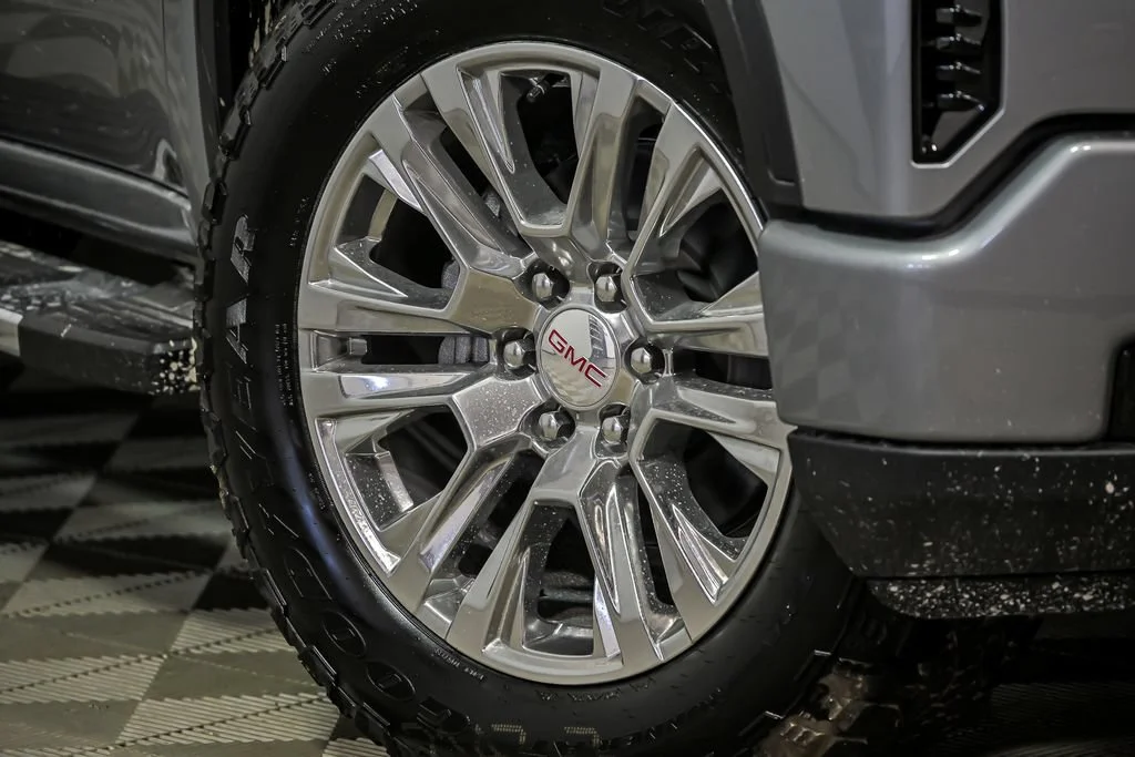 2026 GMC Sierra 1500 Denali - Photo 3
