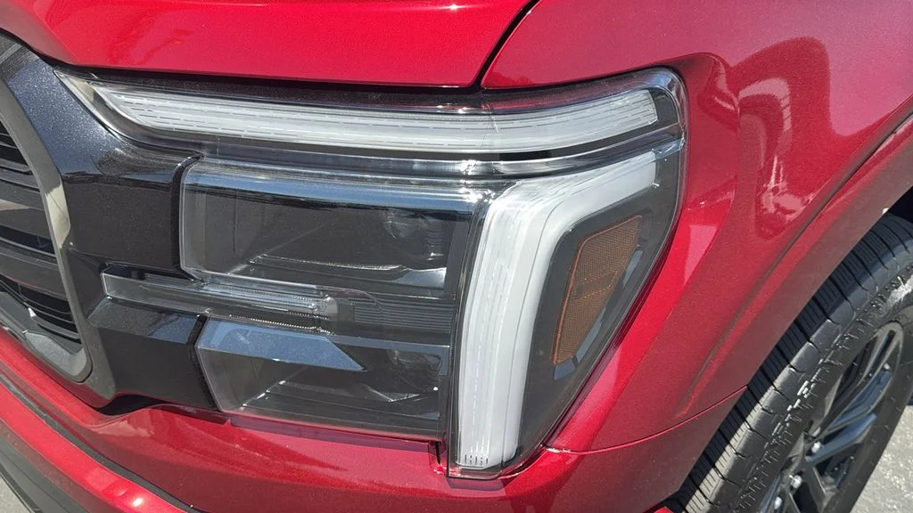 New 2026 Ruby Red Metallic Tinted Clearcoat Ford Lariat® image 4