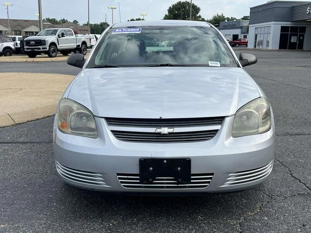 Used 2010 Silver Chevrolet LS image 8