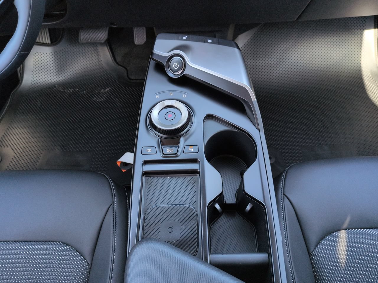New 2026 Wolf Gray Kia Light Long Range image 20
