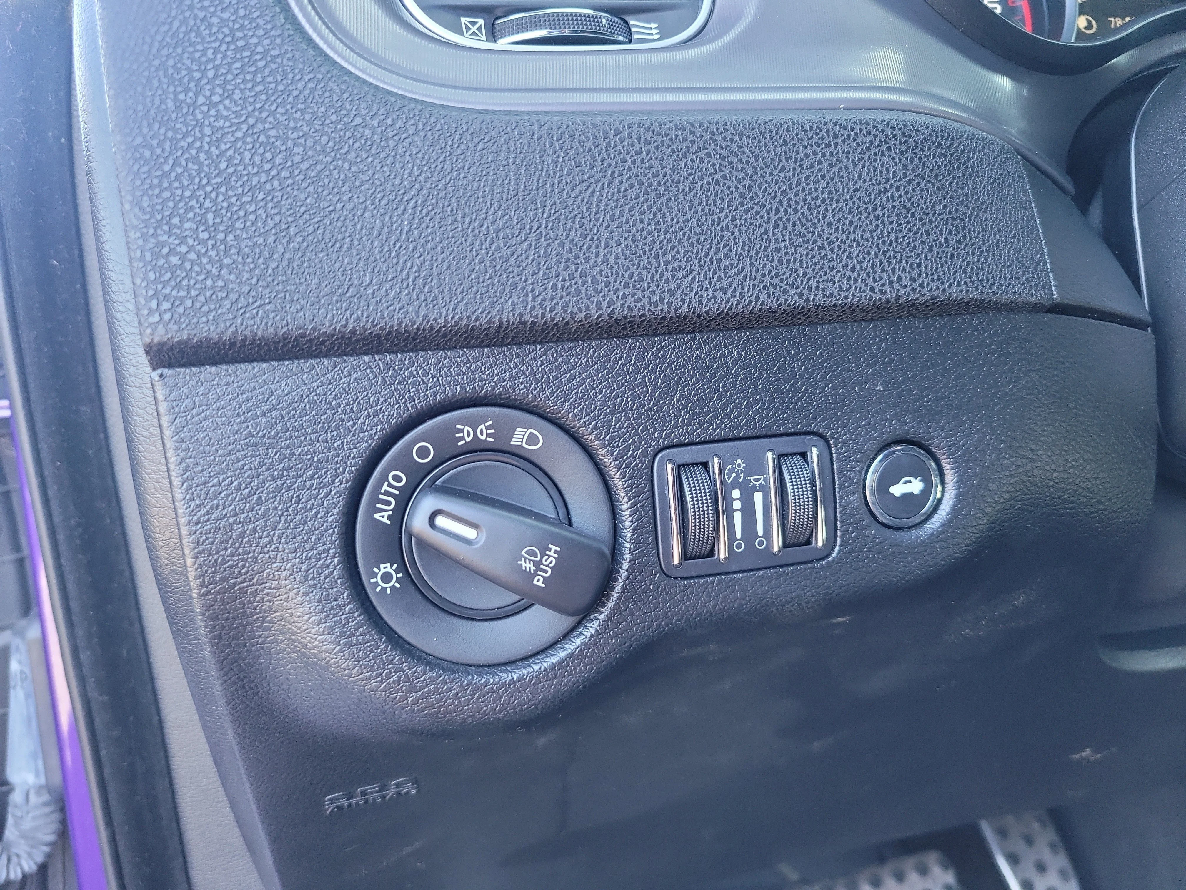 Used 2023 Plum Crazy Pearlcoat Dodge Scat Pack image 30