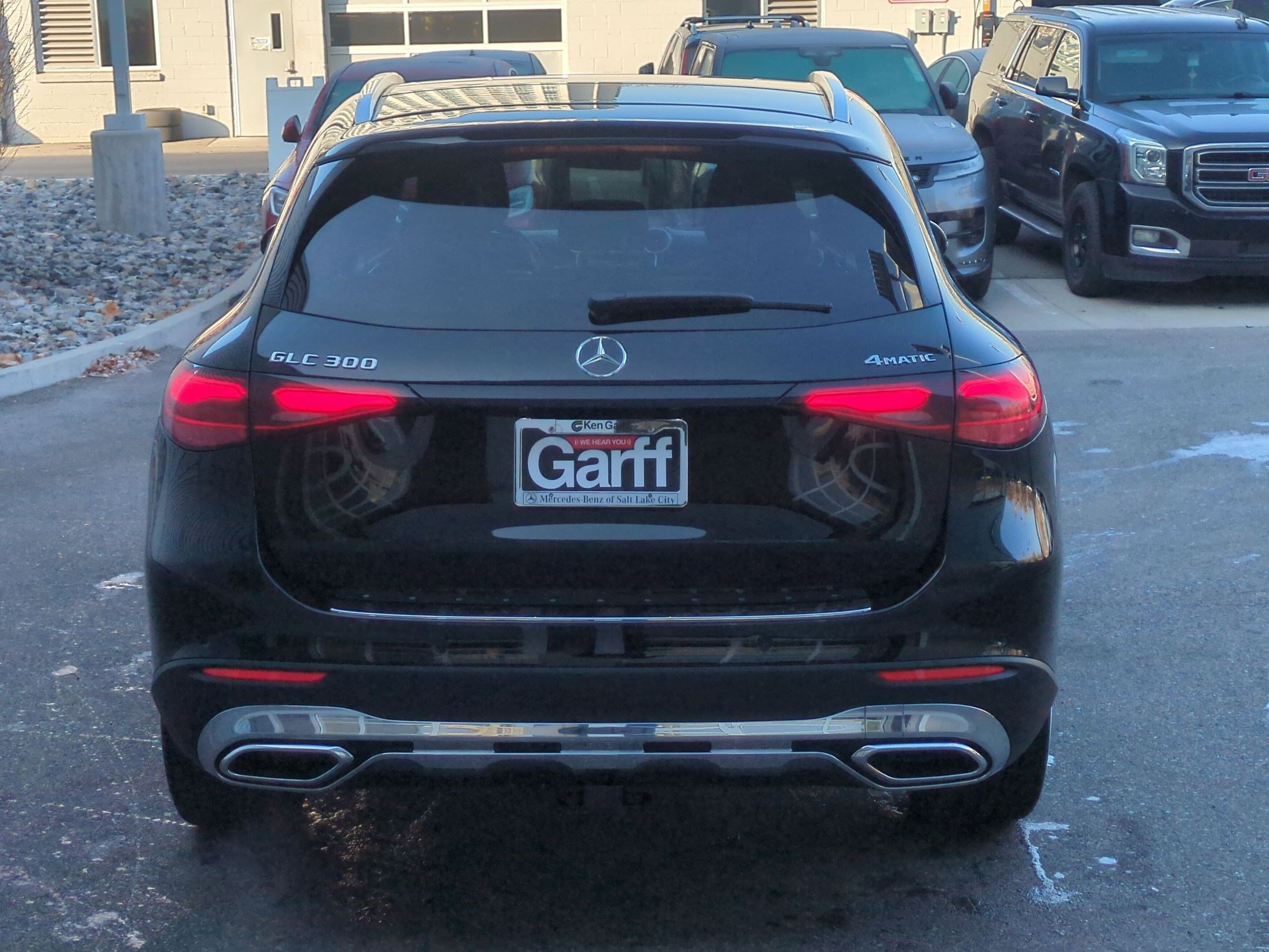 New 2026 Black Mercedes-Benz GLC 300 image 4