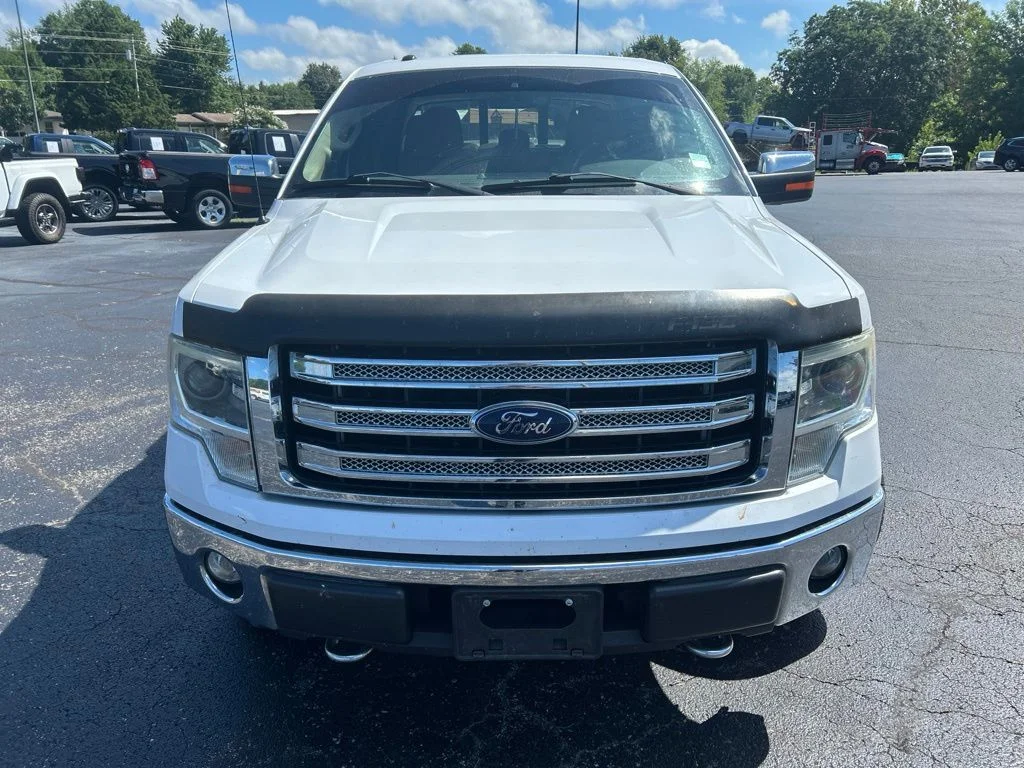 Used 2014 Oxford White Ford Lariat image 2