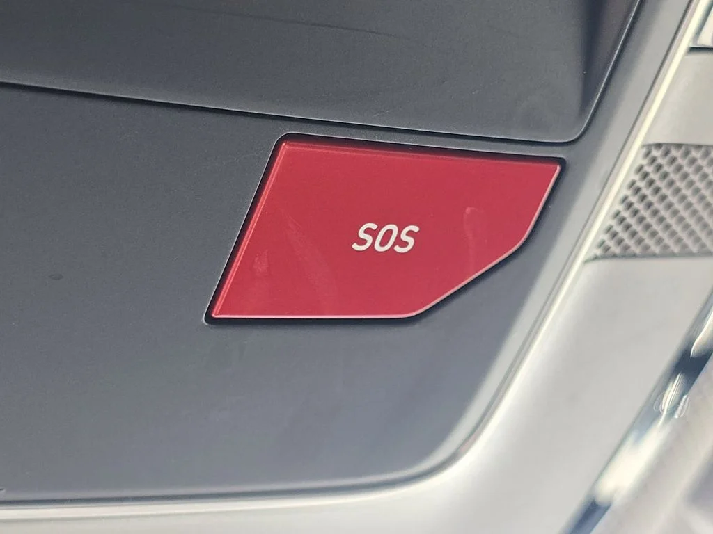 Used 2023 Silver Hyundai XRT image 7
