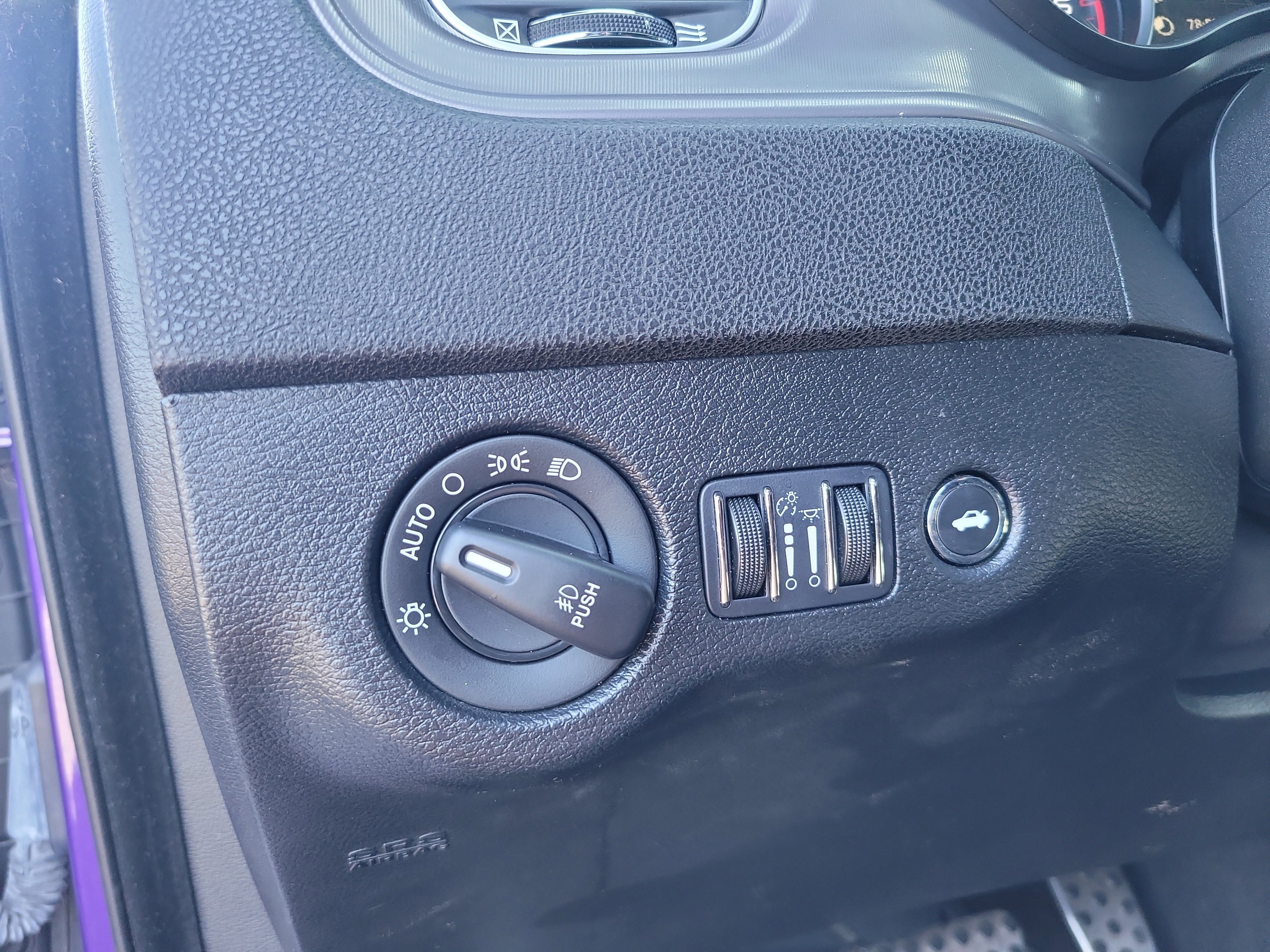 Used 2023 Plum Crazy Pearlcoat Dodge Scat Pack image 30