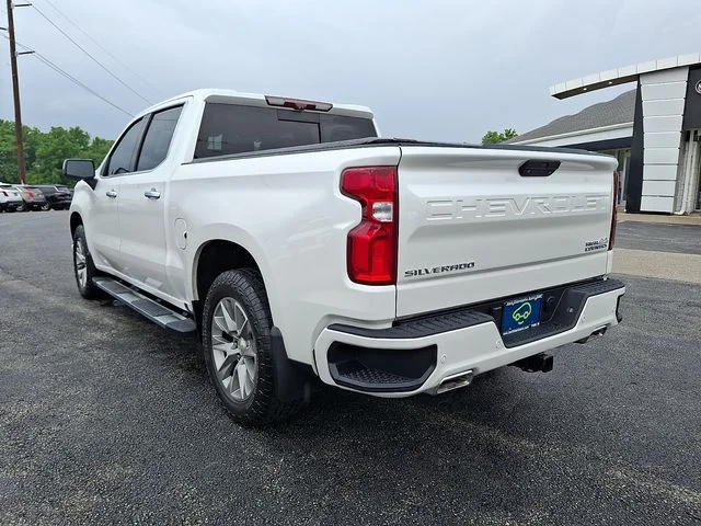 Used 2020 Beige Chevrolet High Country image 5